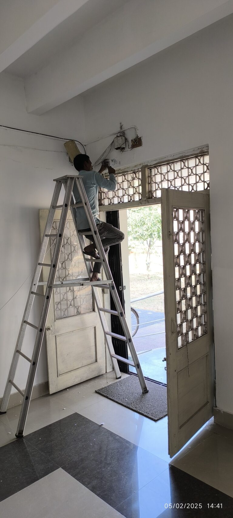 Cctv Installation After My Complaint To Ssp Gaya (5) | Aniket Bhardwaj