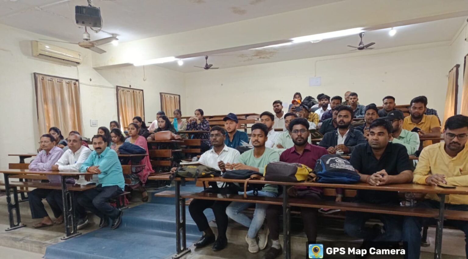 Classroom after modification – new desks, students